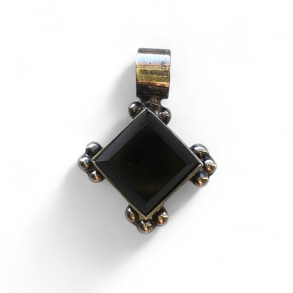 Vintage Jewelry - Vintage 925 Sterling silver black onyx pendant!